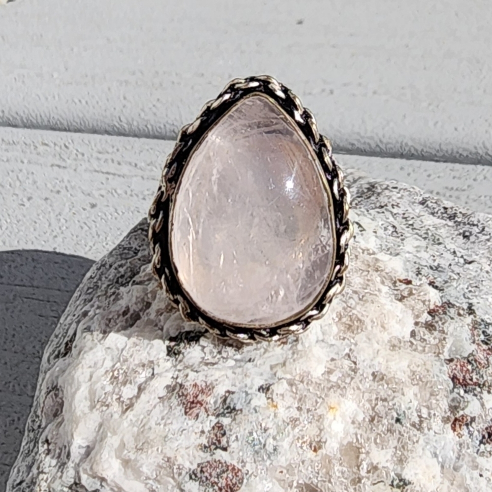 Rose Quartz Ring Size 7 Hand Crafted Chain Style Setting